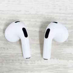 Apple AirPods第3世代 純正品 ワイヤレスイヤホン②の画像