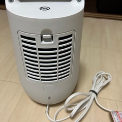 セラミックファンヒーターの画像