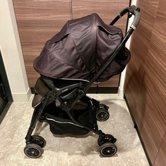 Combi AB型ベビーカーの画像