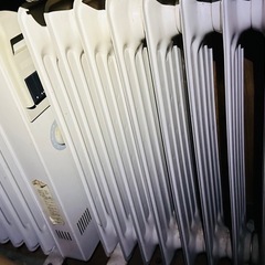 古いエアコン　オイルヒーター17日引き渡し限定の画像