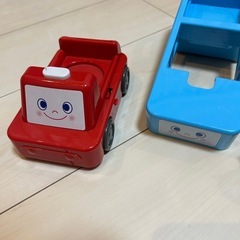 こどもちゃれんじ　バスの画像