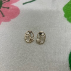 ピアス　一つ200円！！の画像