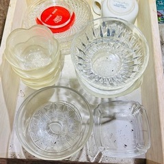 5個選んで食器いろいろの画像