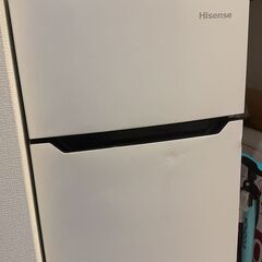 ハイセンス 小型 冷蔵庫 幅48.1cm 93L ホワイト HR-B95A 2ドア 右開き 大容量冷蔵室67L 耐熱天板の画像