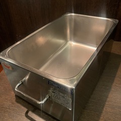マルゼン卓上電気フライヤーのステンレス箱、専用バスケットの画像