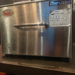 マルゼン卓上電気フライヤーのステンレス箱、専用バスケットの画像
