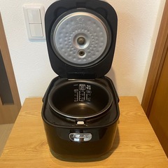 炊飯器
の画像