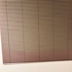 【急募】木目調ブラインド カーテンレール取付可の画像