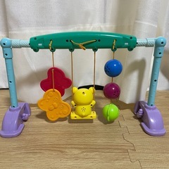 新生児から遊べるベビージムの画像