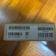 新品未使用スマホ　arrows we2 ライトオレンジの画像