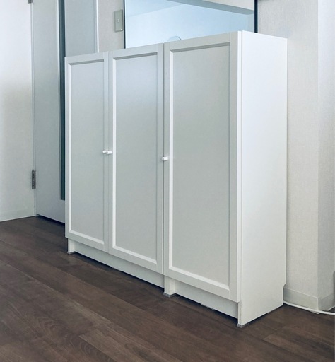 IKEA★イケア★Billy★キャビネット★２個セット★白★本棚★扉付き★サイドボード