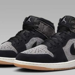 至急‼️Nike Air Jordan 1 Mid SE "Black/Sail/Gum Medium の画像