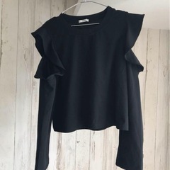 MURUA肩あきトップスの画像