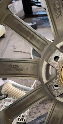 デコルサ 19インチ 8Jタイヤ バリ溝