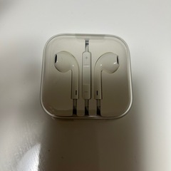 iPhone 純正品イヤフォンの画像