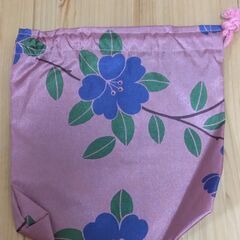 巾着袋　パープル×花の画像