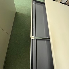 オフィス用品　机の画像