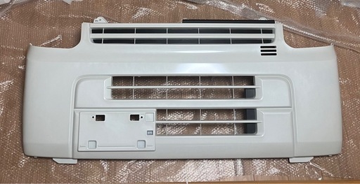 ☆新車外し　美品☆ DA17 エブリィ　☆純正フロントバンパー　人気のパール ☆新車外し 美品☆ DA17 エブリィ ☆純正フロントバンパー 人気のパール