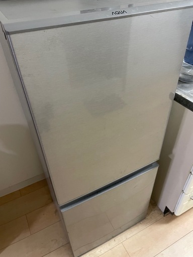 【予約者あり】冷蔵庫 ブラッシュシルバー AQR-13M-S [2ドア /右開きタイプ /126L]