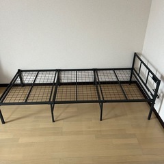 ベッドフレーム（シングル）の画像