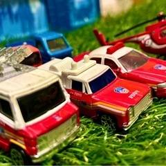 レア✨FDNY/ニューヨーク市消防局系のミニカー＆トミカトラックの画像