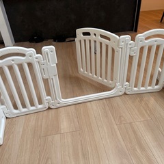 ベビー柵の画像