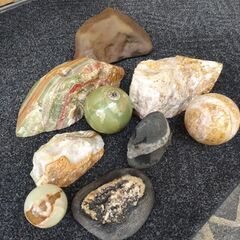 鑑賞石(オニキス他)の画像