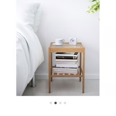 【現地引き取り限定/2つセット】IKEA ベッドサイドテーブル ネスナの画像