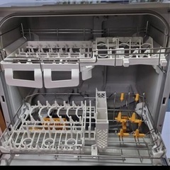 Panasonic パナソニック　食洗機 NP-TR9-W の画像