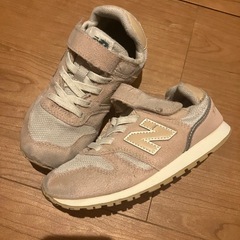 ニューバランス　キッズスニーカー19cm20cmの画像