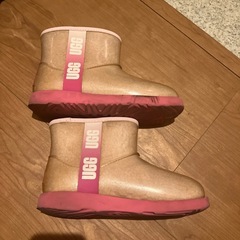 21㎝　大人気UGG キッズ　雪遊び　長靴　レインシューズ　透明ブーツ　内側ボアの画像