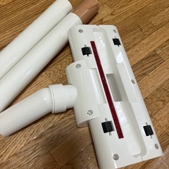 【ジャンク品】2 wayコードレススティッククリナー　掃除機の画像