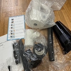 【ジャンク品】2 wayコードレススティッククリナー　掃除機の画像