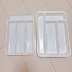 小分けトレー(文房具・カトラリー用)の画像