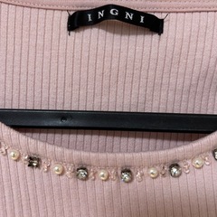 INGNI ビジュー付カットソーの画像