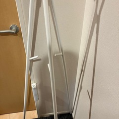 ハンガーラックの画像