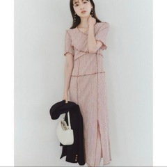 snidel メローカットワンピースの画像