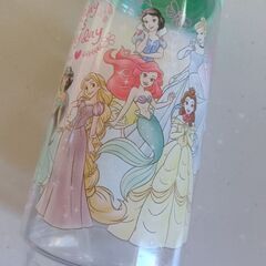 子供用水筒　プリンセスの画像
