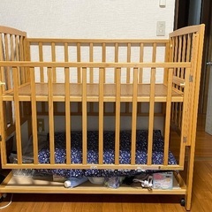 良品ベビーベッド無料で差し上げますの画像