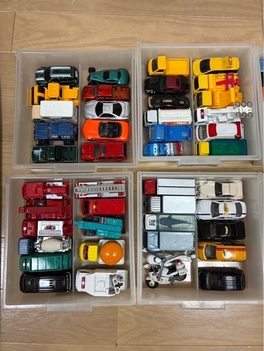 トミカ　大量　パーキンケース