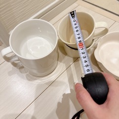食器5つの画像
