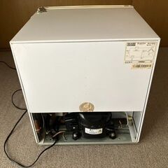 小型冷蔵庫 (幅45cm 奥45cm 高51cm)  ※ 本日09/16(火)の18時位まで引取りに来れる方優先 ※の画像