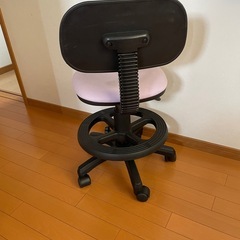 無料　ニトリ　学習椅子の画像