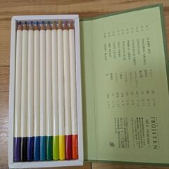 色鉛筆　30色　トンボ鉛筆色辞典の画像
