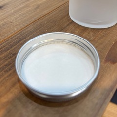 【あげます】すりガラス瓶(2oz)とアルミの蓋　100個以上の画像