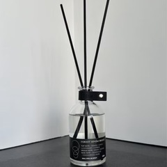 【新品未使用】① ヒノキの香り　やさしい余韻が広がる感性ディフューザー 韓国発おしゃれ雑貨　ヒノキの匂い  の画像