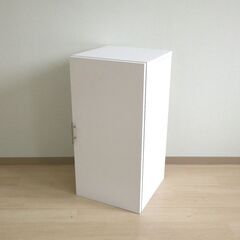 片開きキャビネット【小金井市民限定】（小金井市再生家具）品番：09-03-19 ※新規優先の画像