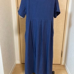 半袖ロングワンピースの画像