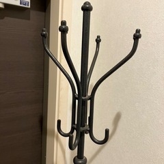 おしゃれ傘立て、コートもかけられるの画像