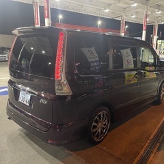 再投稿NISSANセレナ格安の画像
